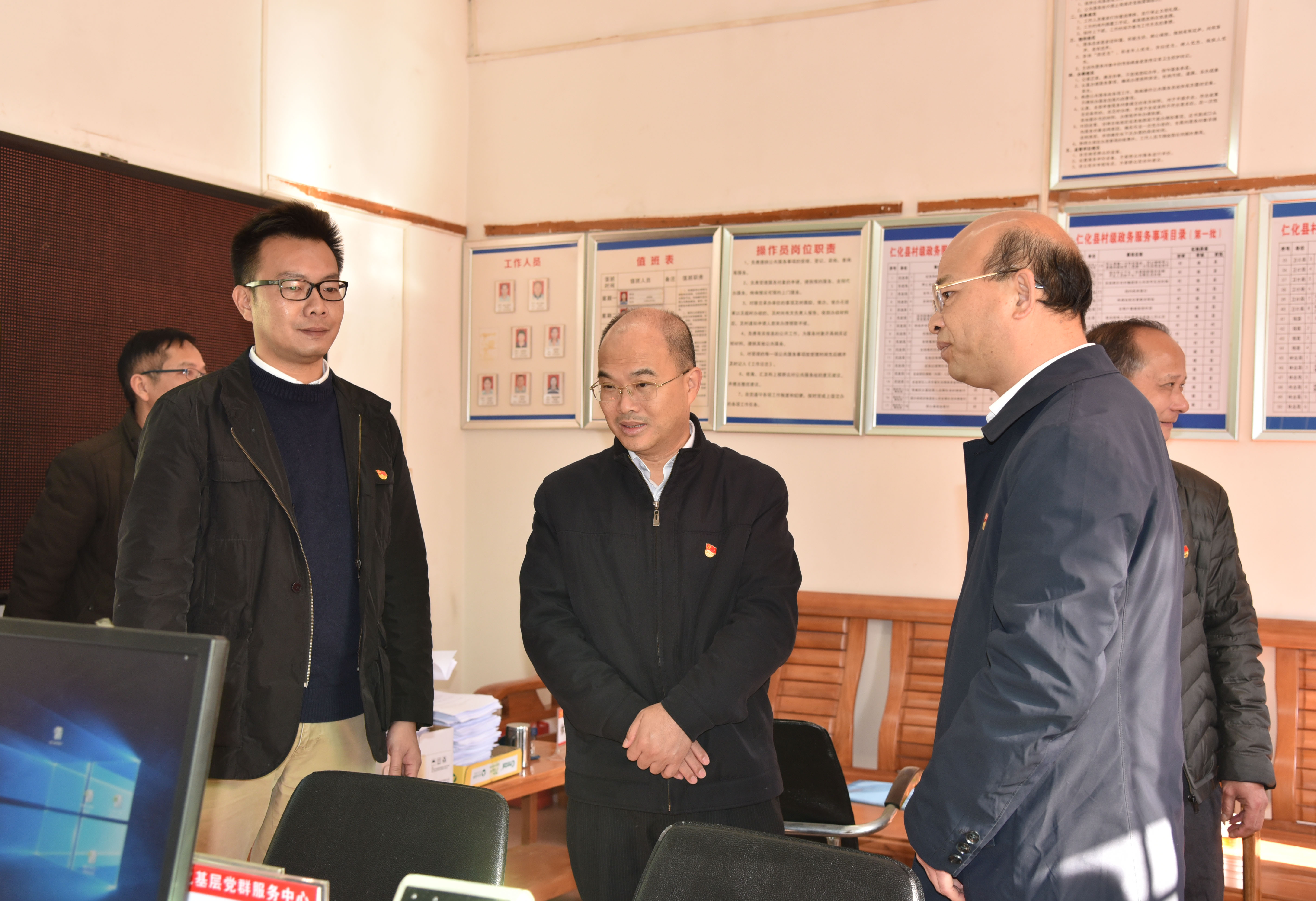 冯国华到仁化县周田镇调研时强调:抓实监督工作,确保市委重大决策部署